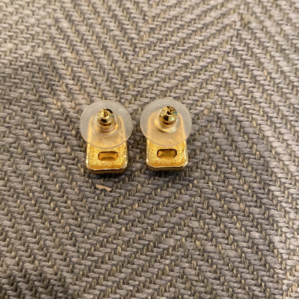 Earrings - Picture 2 of 3